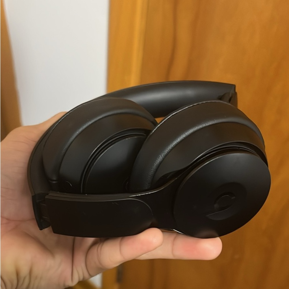 Beats Solo pro